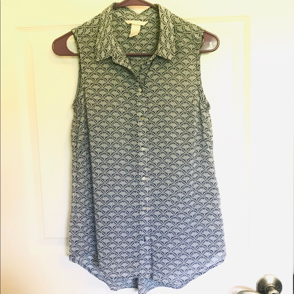 2 for $15, 3 for $20 ⭐️ H&M button down top